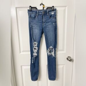 American Eagle Distressed Skinny Jeans – Size US 4 / Regular